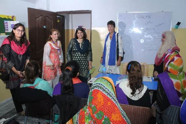 DIFID head Joanna Visits SS BWP