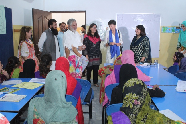 DIFID head Joanna Visits SS BWP